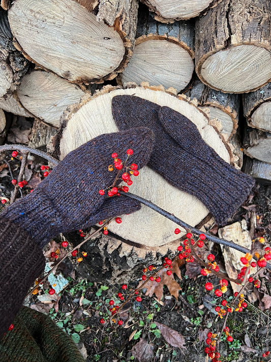 Victorian Era Wool Pointed Mittens, Hand Knit In Gorgeous Flecked Yarn