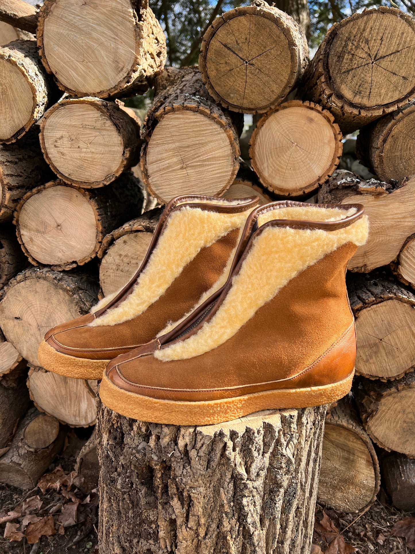 1970s Cursive Tag LL Bean Shearling & Suede Boots