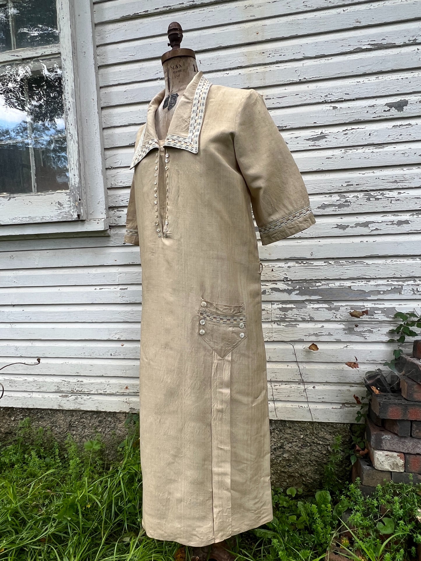 1920s Raw Silk Dress With Woven Details