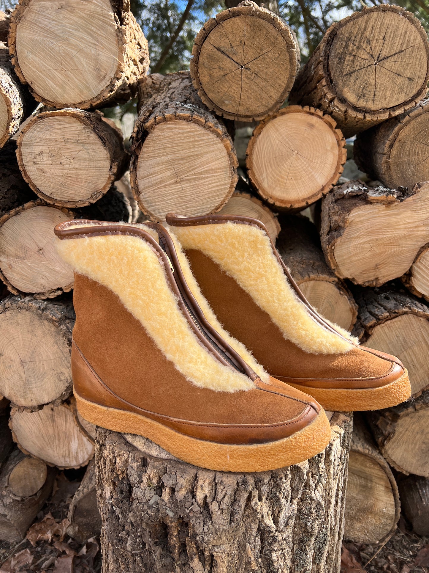 1970s Cursive Tag LL Bean Shearling & Suede Boots