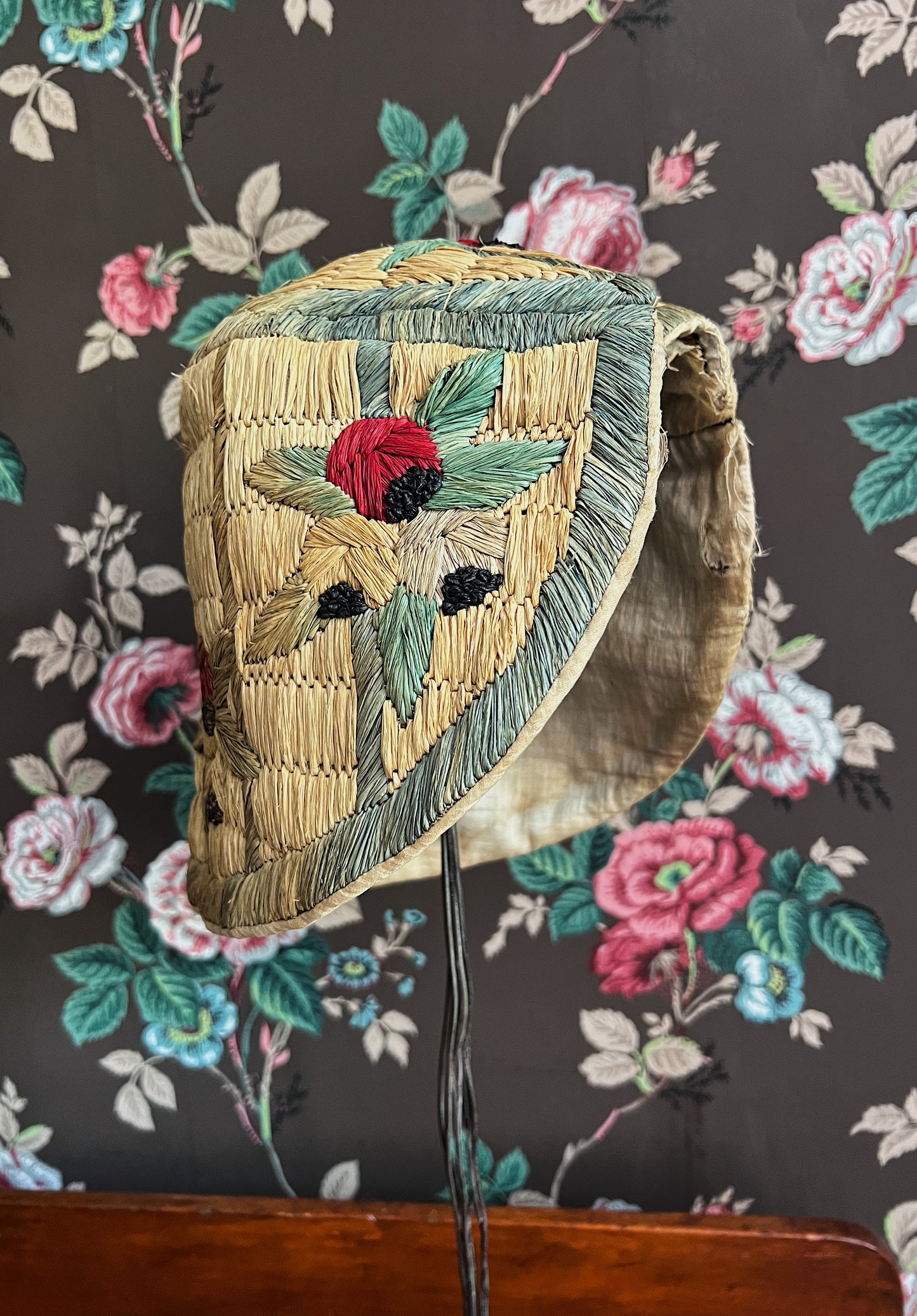 1920s/30s Souvenir Straw Beach Bonnet/Cloche