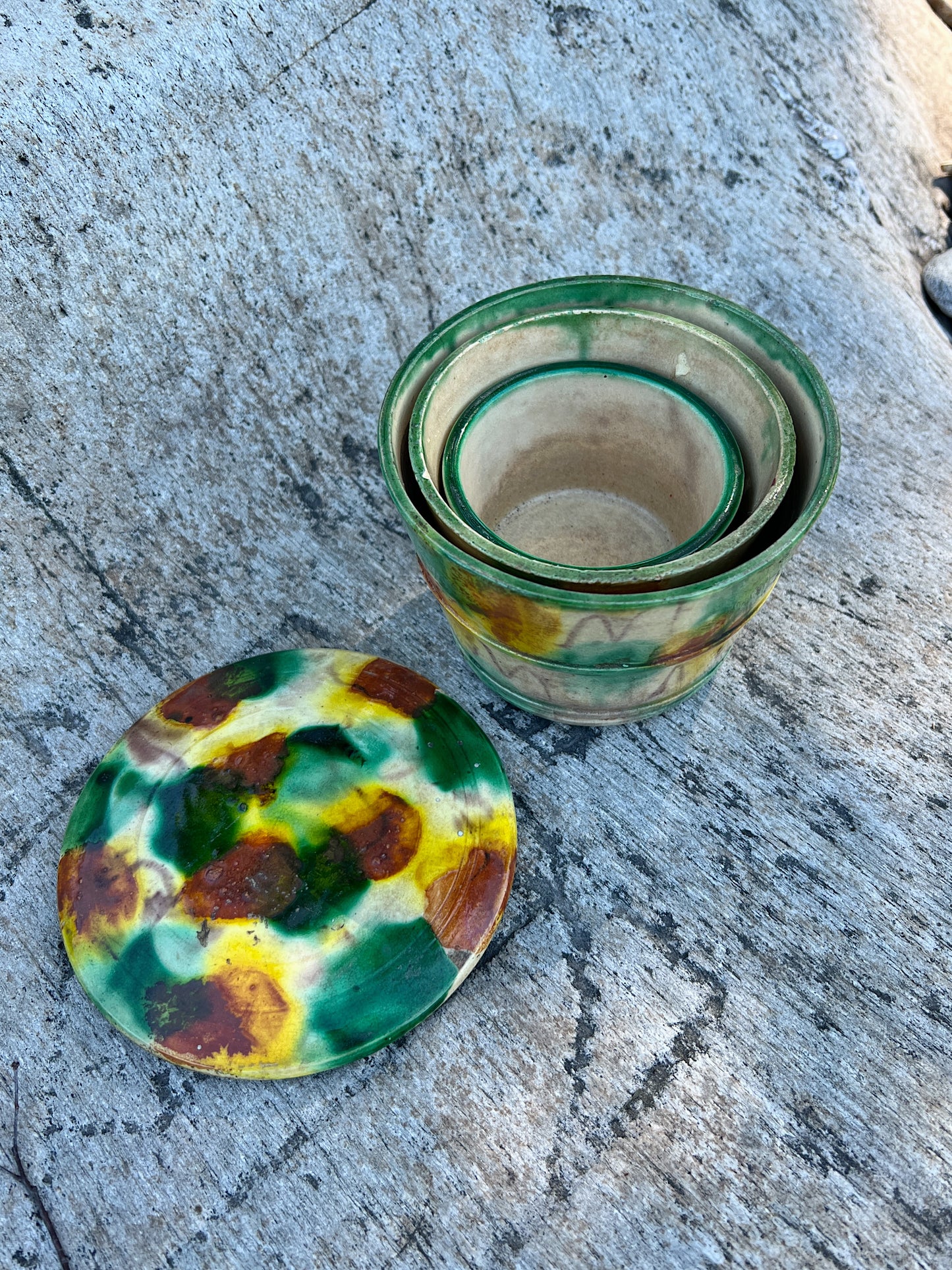 1930s Whieldon Majolica Nesting Cups, Made In Japan