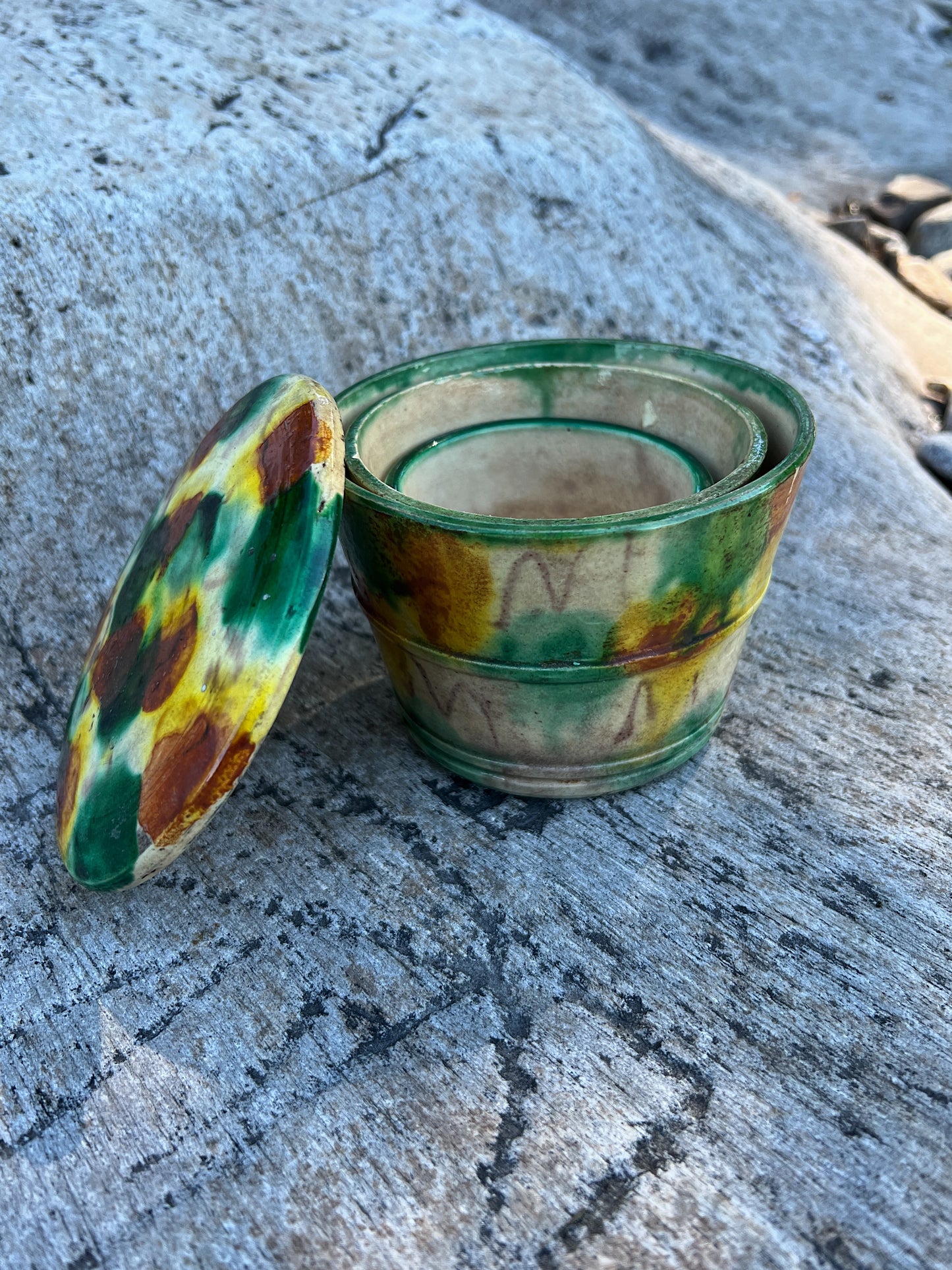 1930s Whieldon Majolica Nesting Cups, Made In Japan