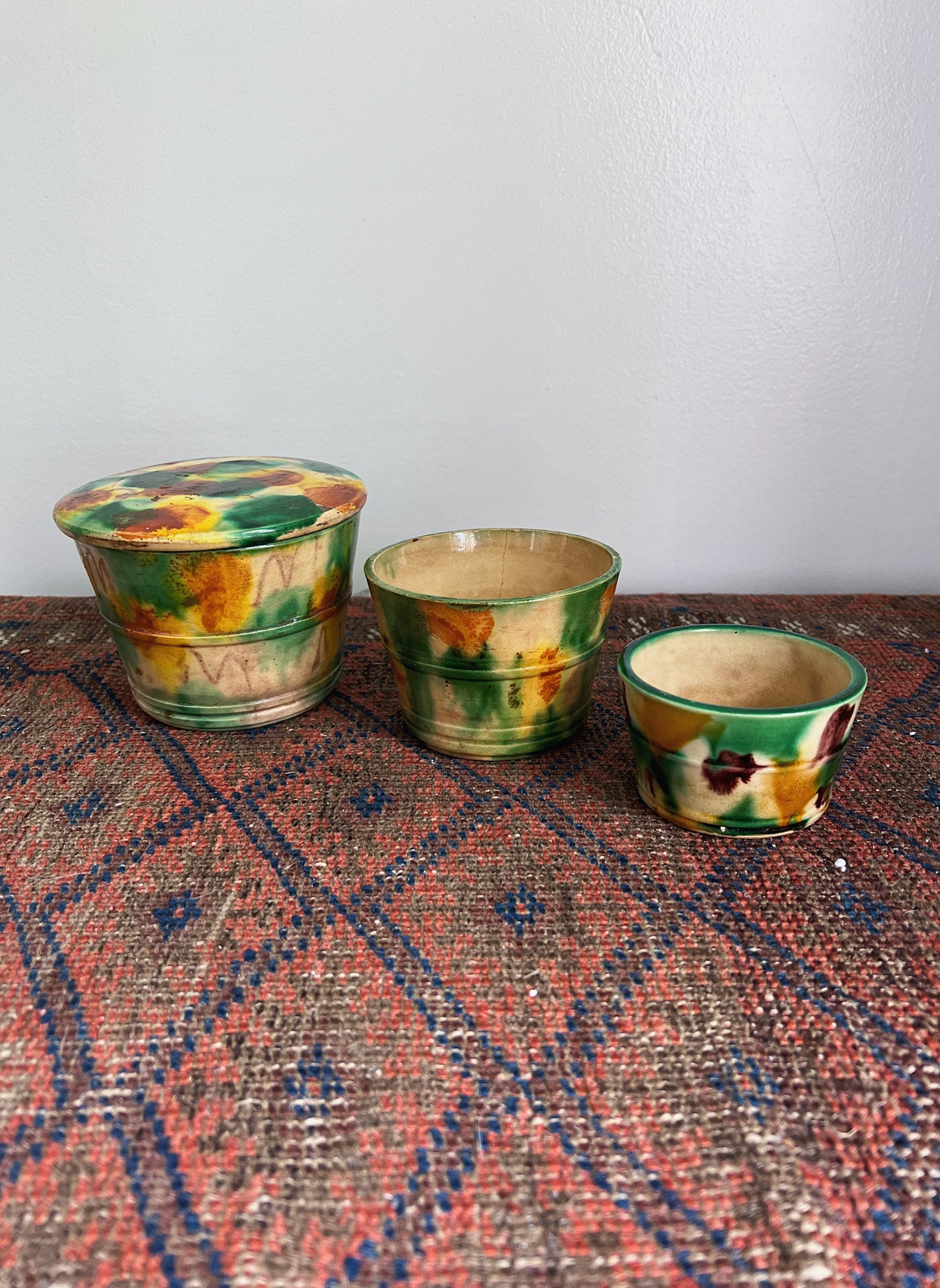 1930s Whieldon Majolica Nesting Cups, Made In Japan