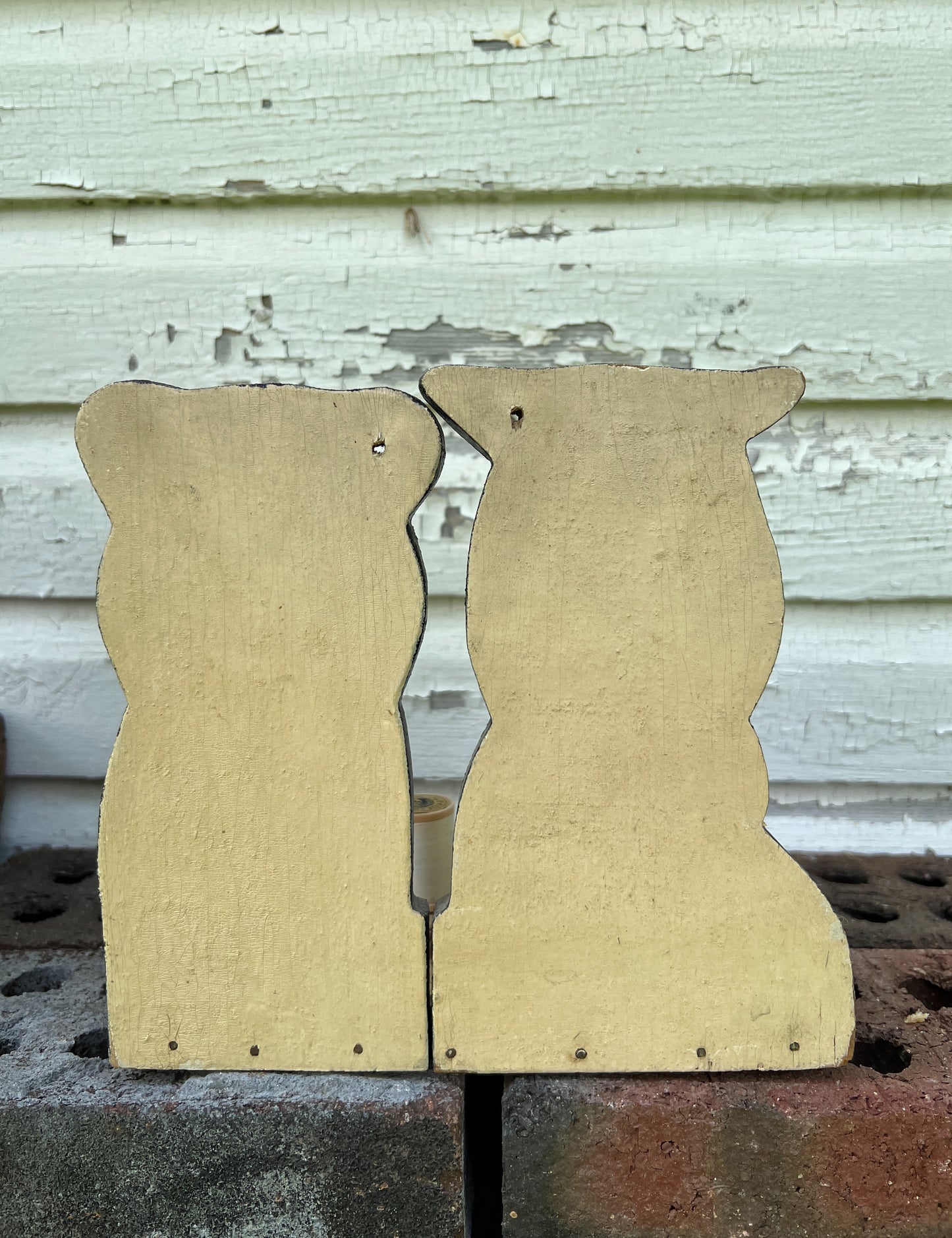 Folk Art Wood Puppy & Kitty Thread Spool Holder