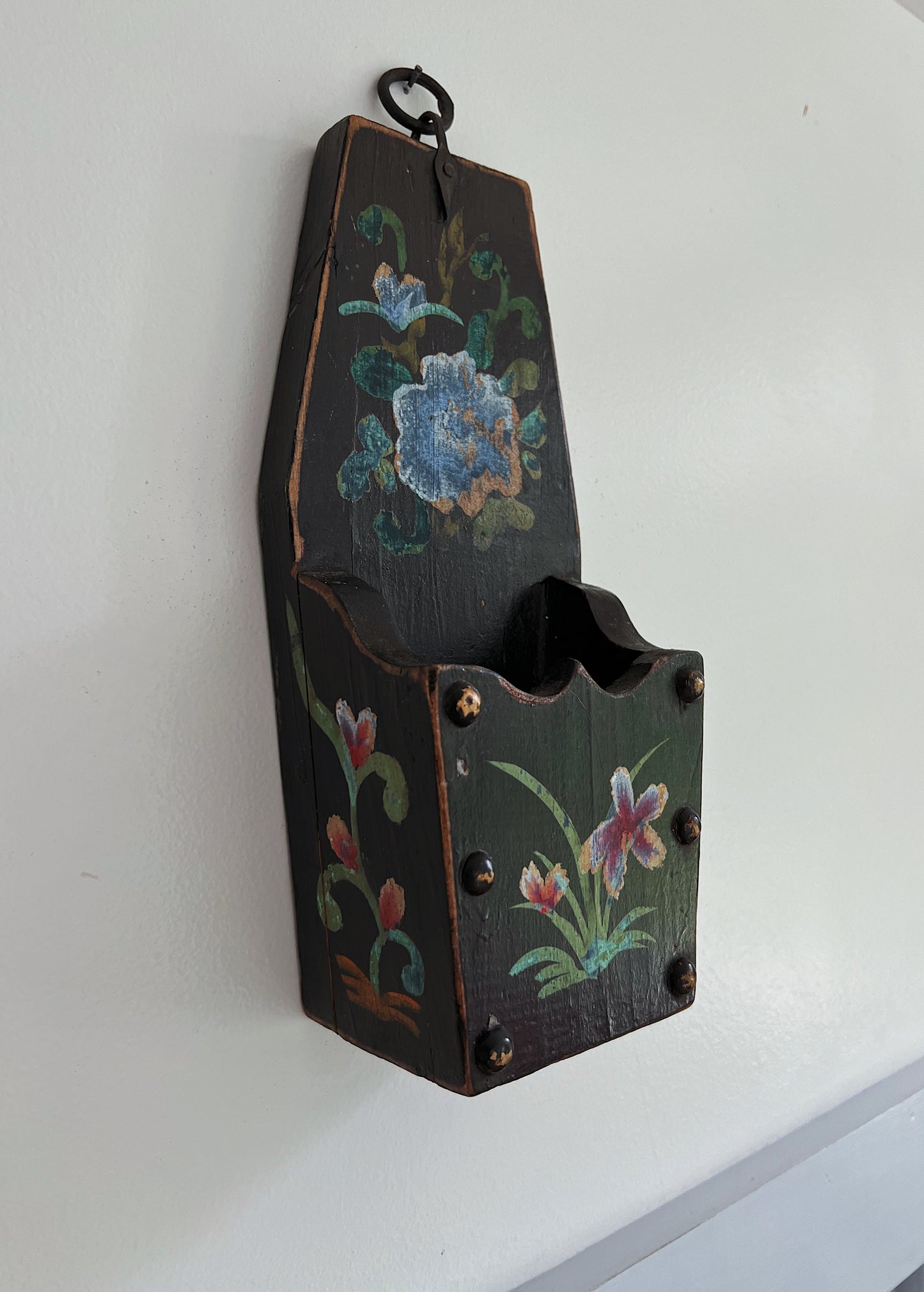 Hand Painted Primitive Wall Pocket Letter Holder