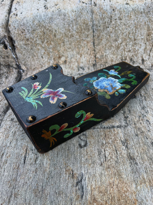Hand Painted Primitive Wall Pocket Letter Holder