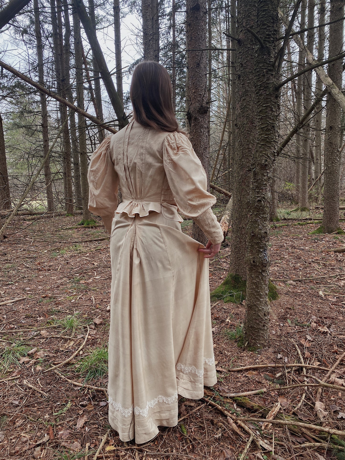 Victorian Ivory Raw Silk Set