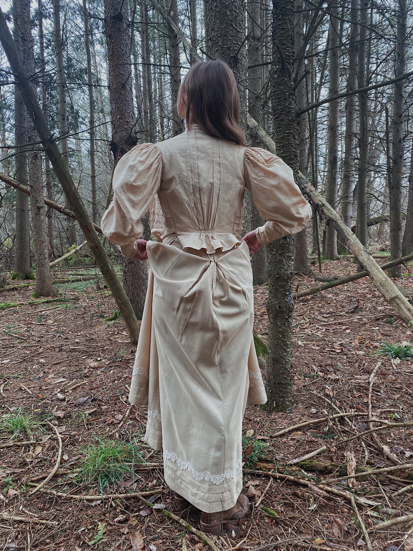 Victorian Ivory Raw Silk Set